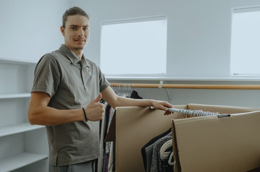 moving-3